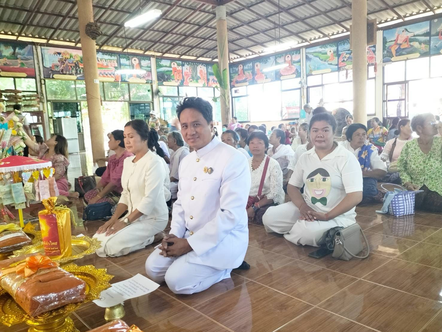 ภาพร่วมพิธีกรรมวัดสว่างพัฒนานุกูล