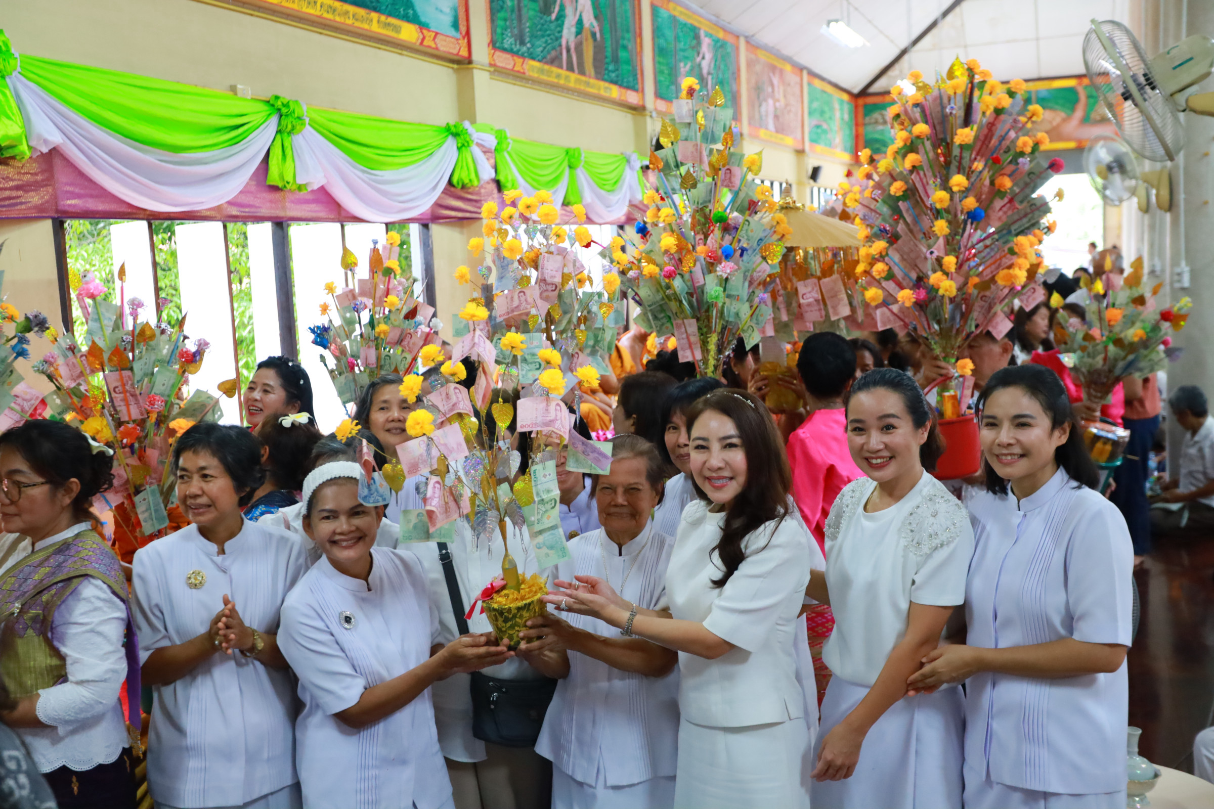 ภาพร่วมพิธีกรรมวัดเกาะสุวรรณาราม