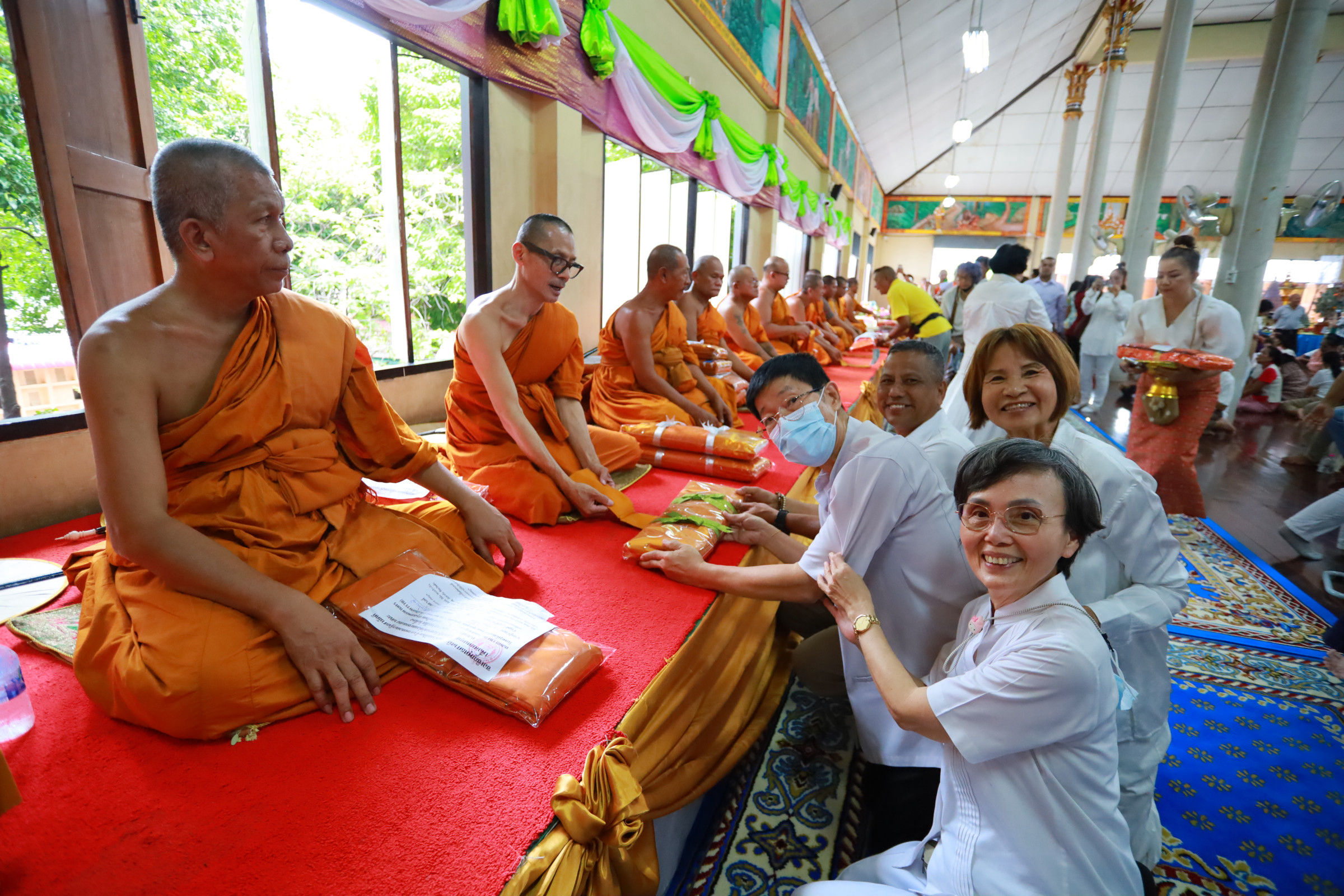ภาพร่วมพิธีกรรมวัดเกาะสุวรรณาราม
