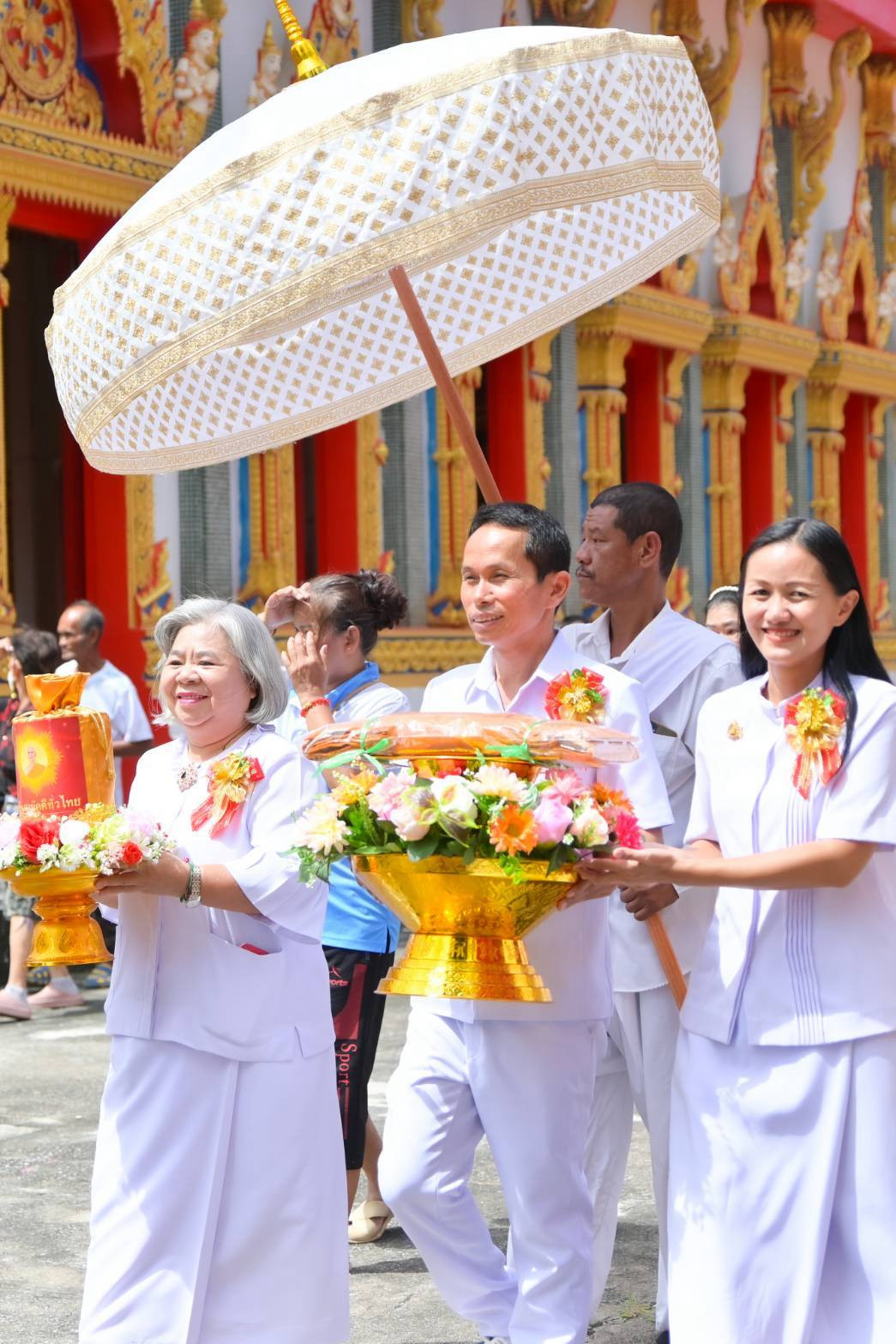 ภาพร่วมขบวนกฐินวัดไร่ดอน