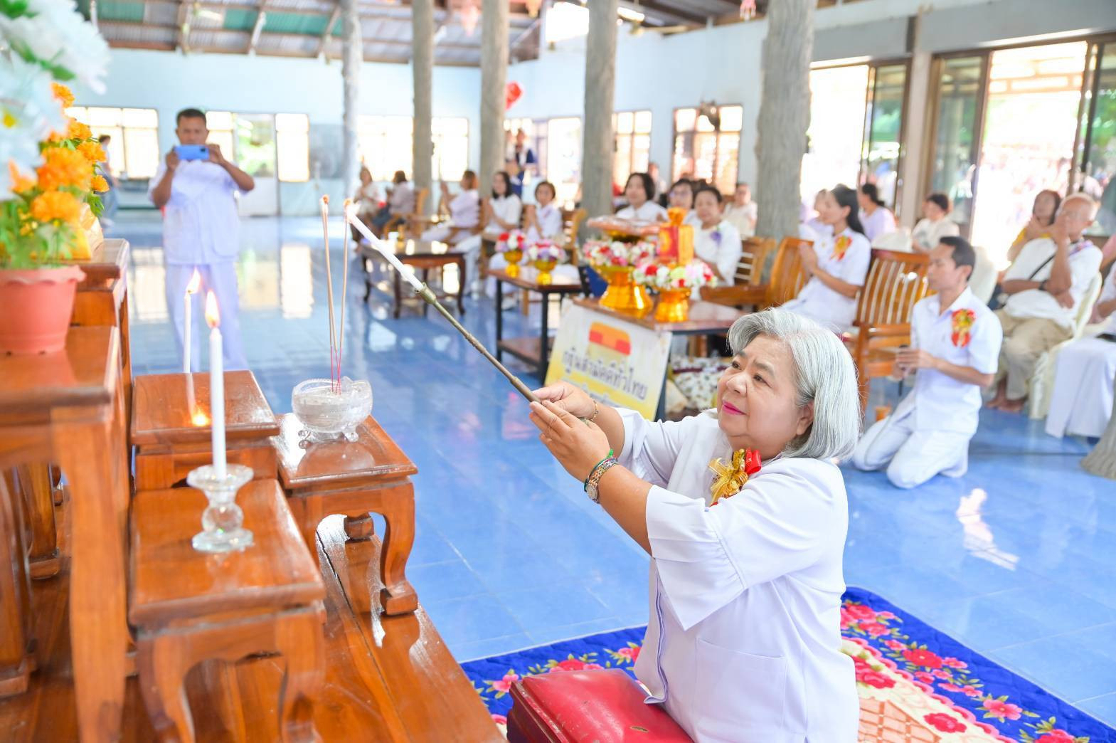 ภาพร่วมพิธีกรรมวัดไร่ดอน