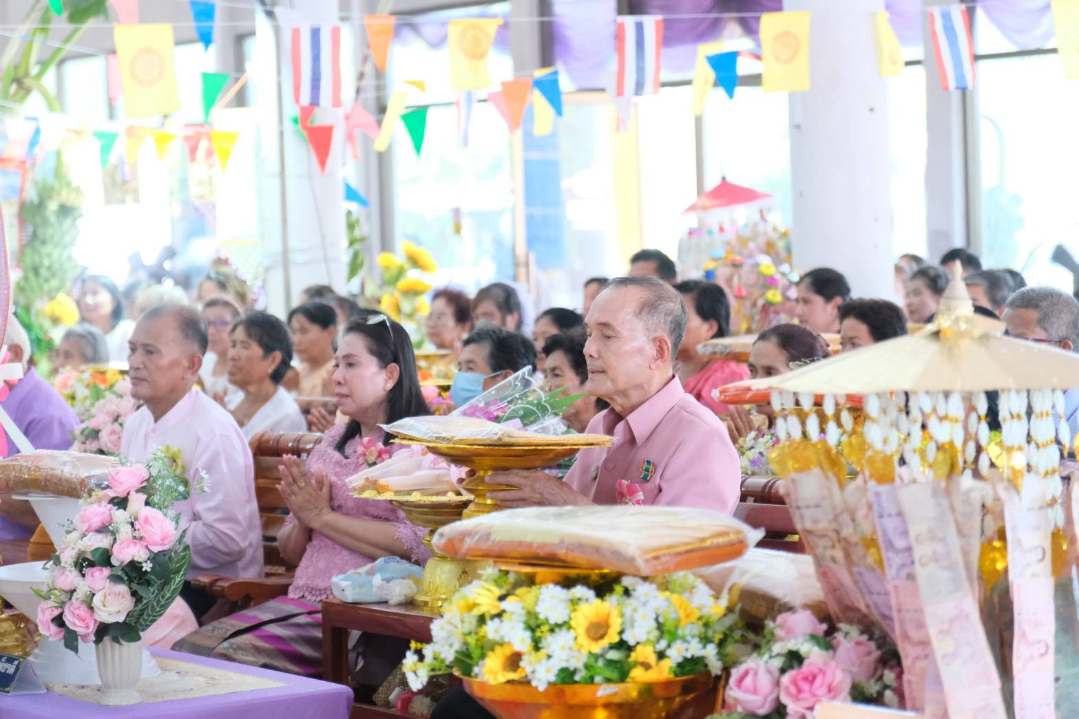 ภาพร่วมพิธีกรรมวัดห้วยเกษียร