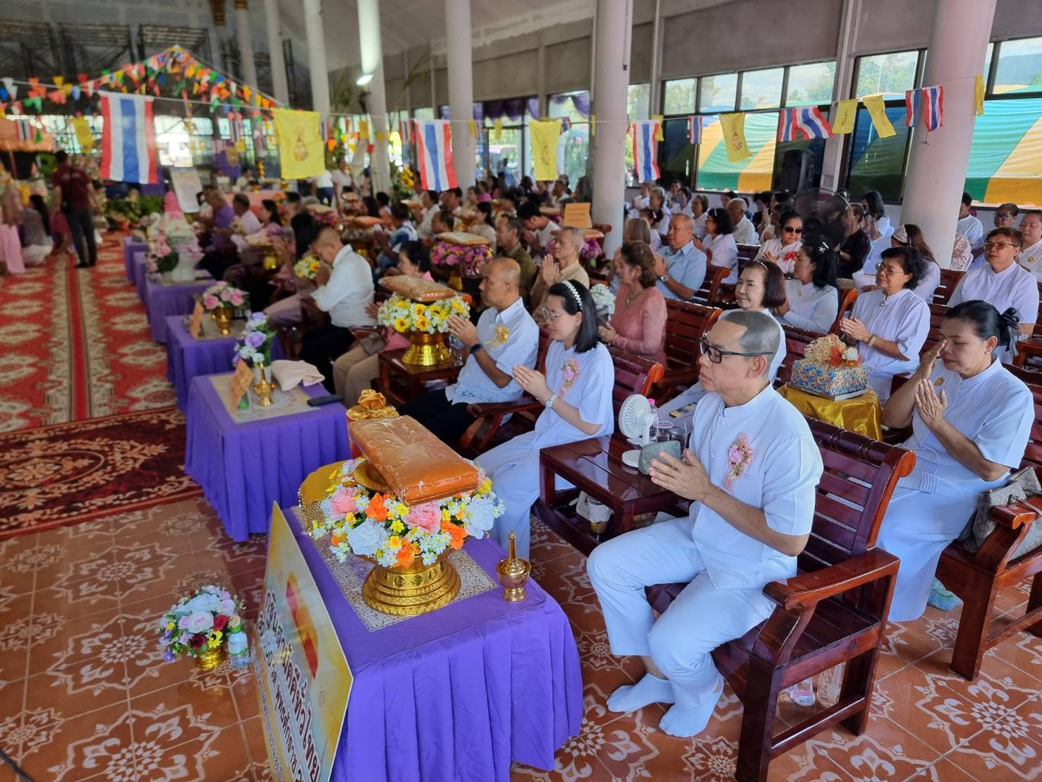 ภาพร่วมพิธีกรรมวัดห้วยเกษียร