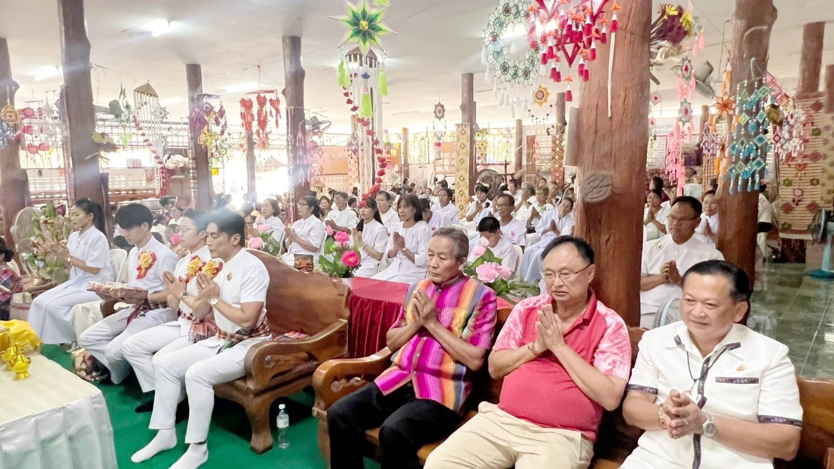 ภาพร่วมพิธีกรรมวัดป่าวีรญาณมงคล