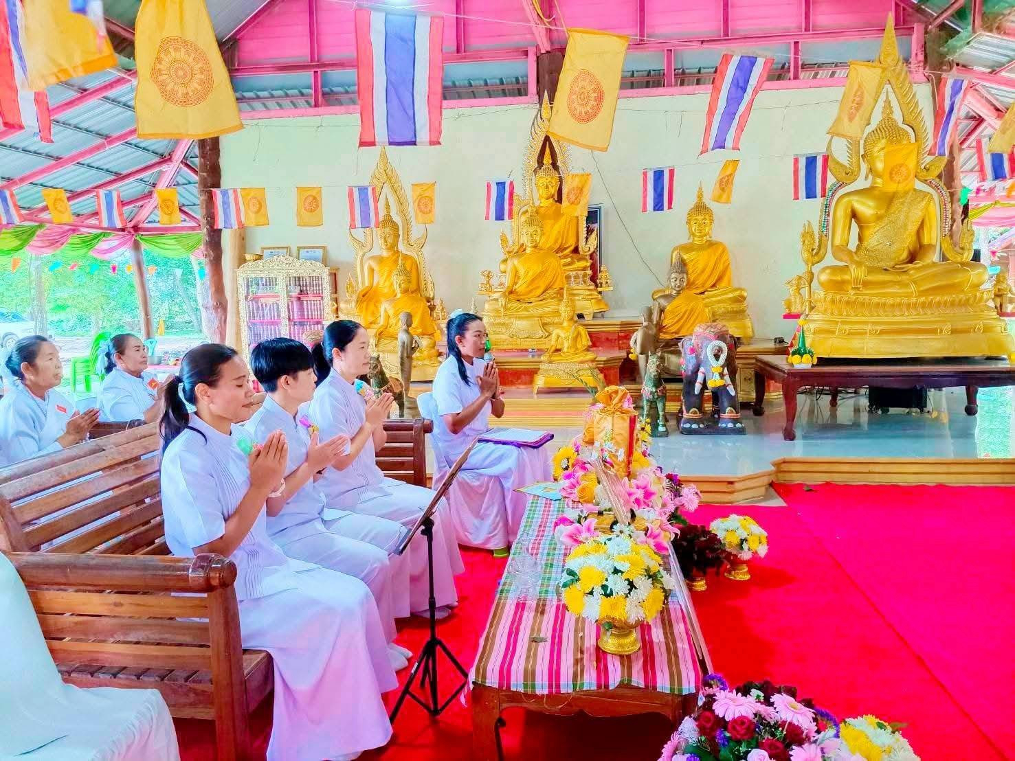 ภาพร่วมพิธีกรรมวัดกระชายน้อยสามัคคี