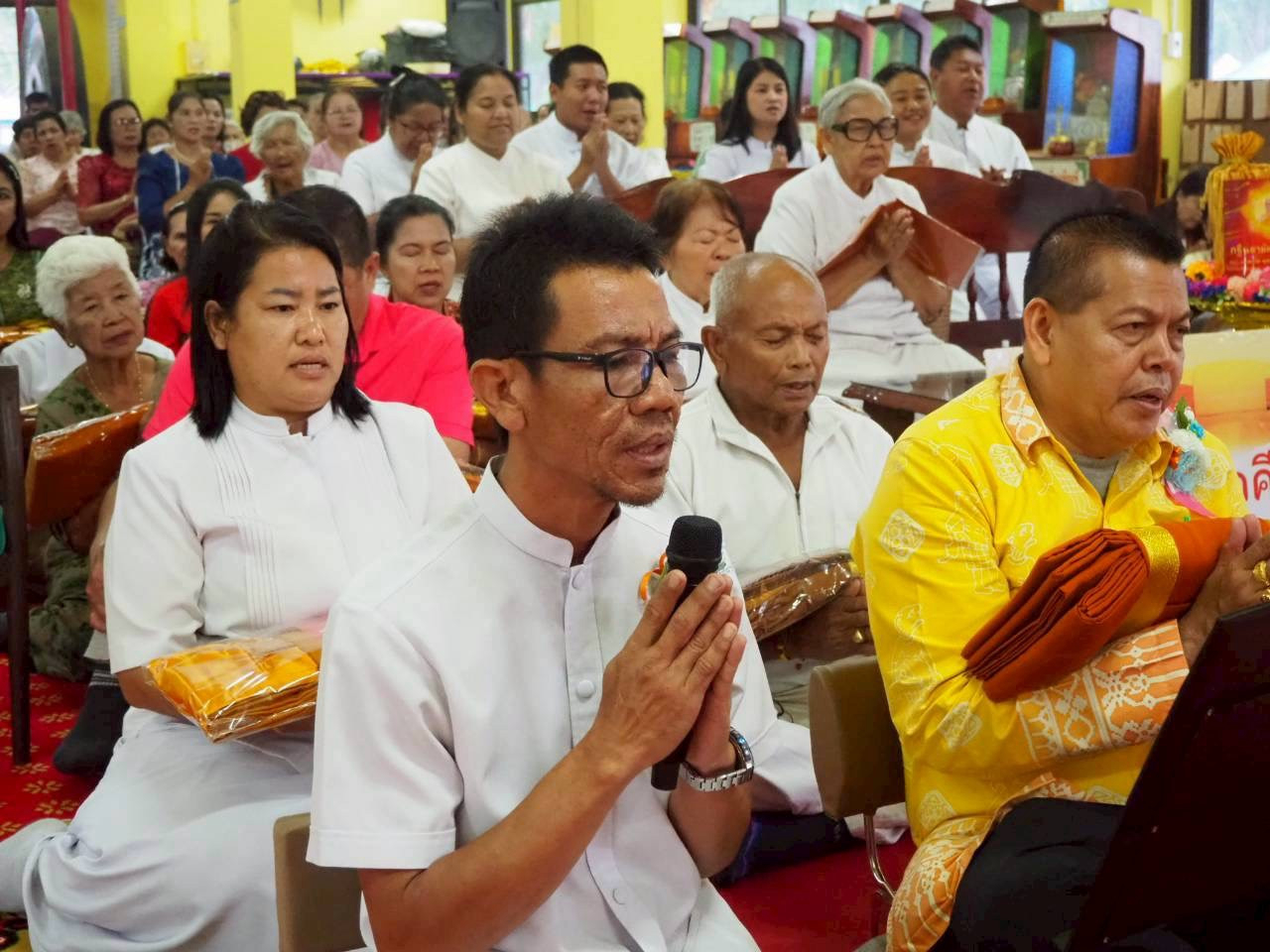 ภาพกล่าวคำถวายกฐินวัดนิคมพัฒนา