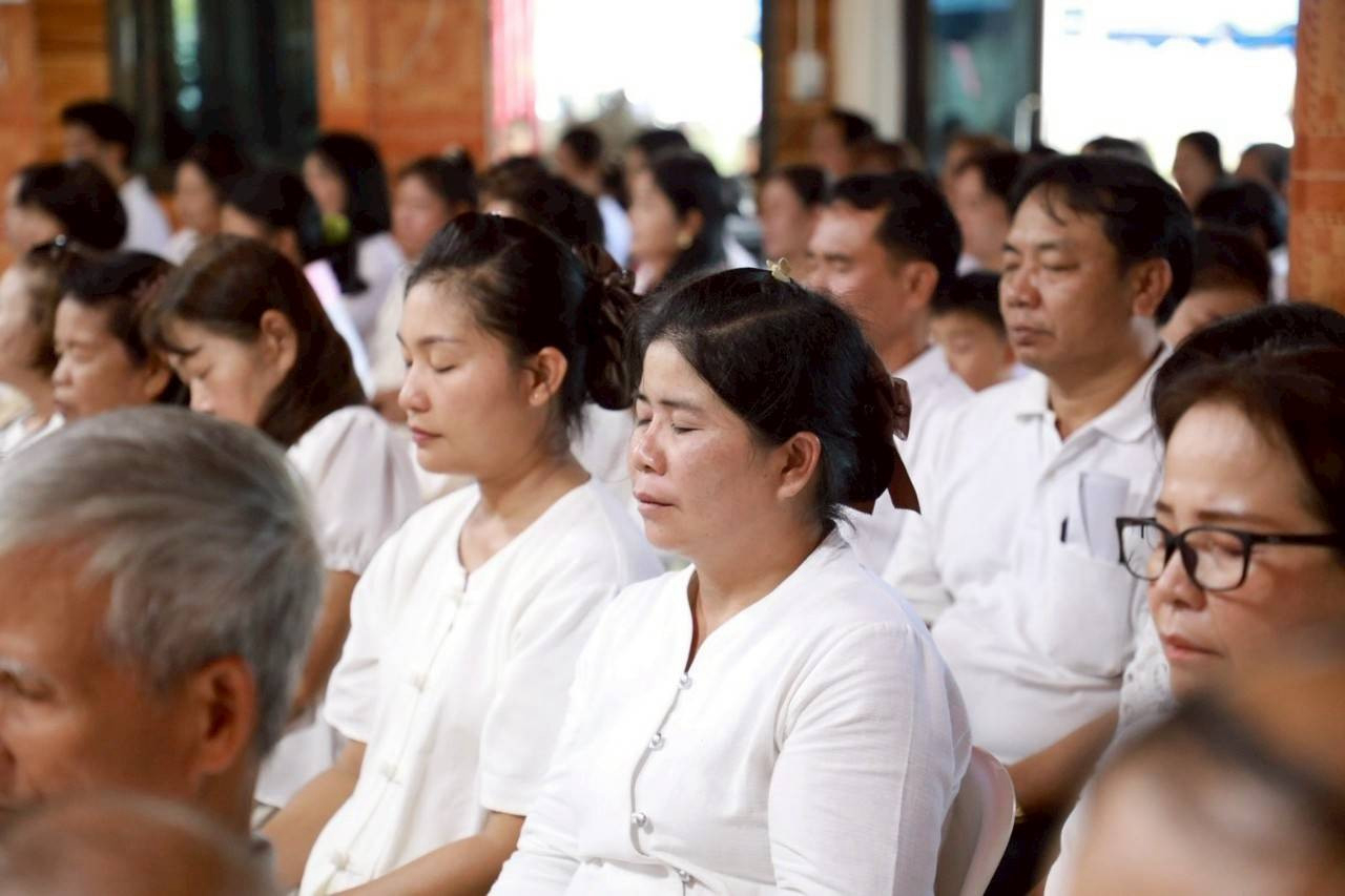 ภาพร่วมพิธีกรรมวัดศรีภูมิ