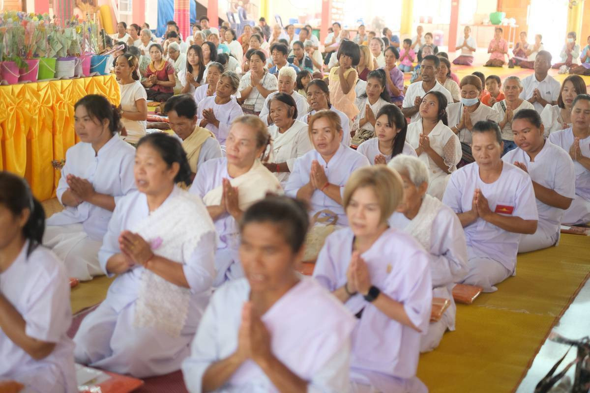 ภาพร่วมพิธีกรรมวัดกระโดนไม้แดง