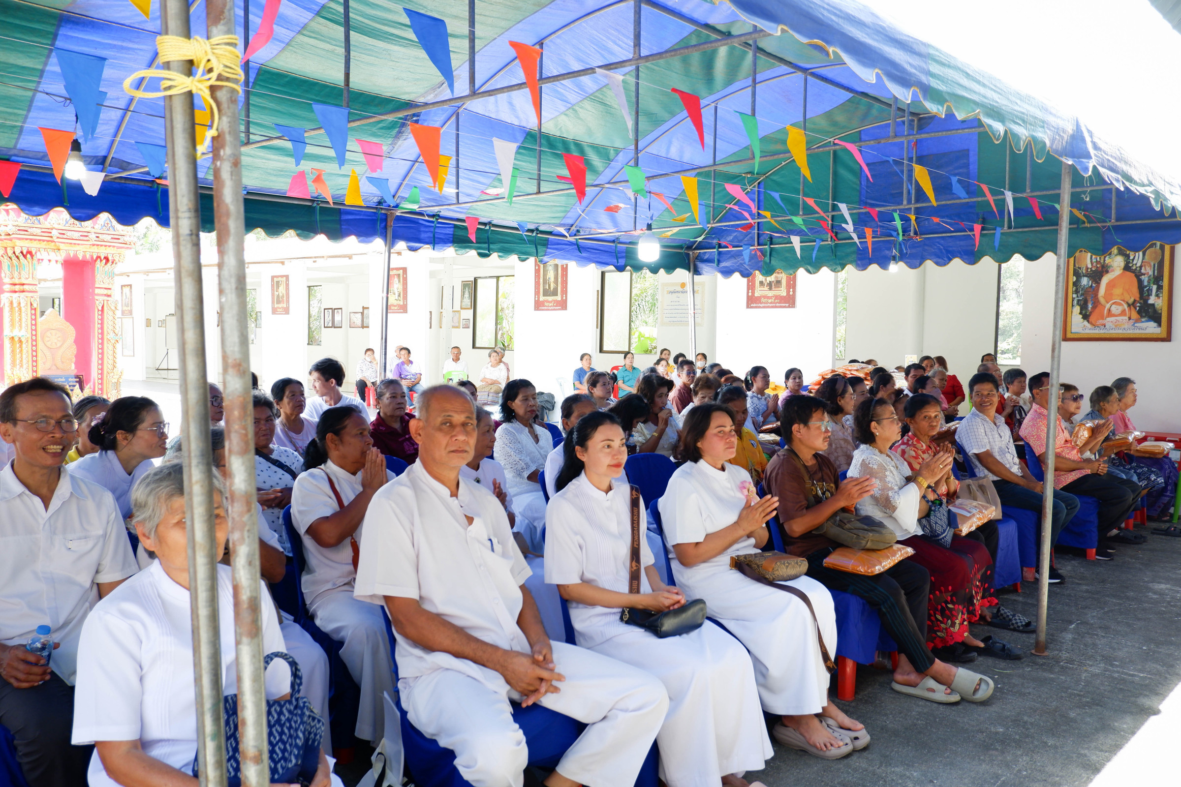 ภาพร่วมพิธีกรรมวัดบางเบิด