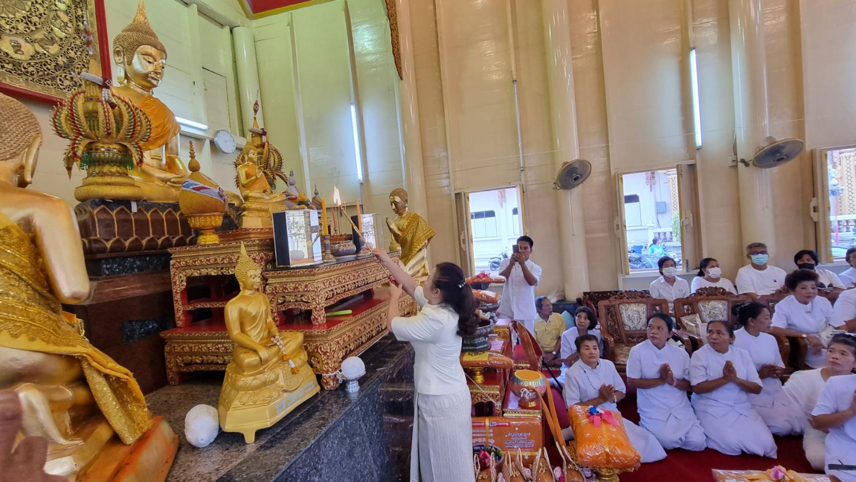 ภาพร่วมพิธีกรรมวัดตึกมหาชยาราม