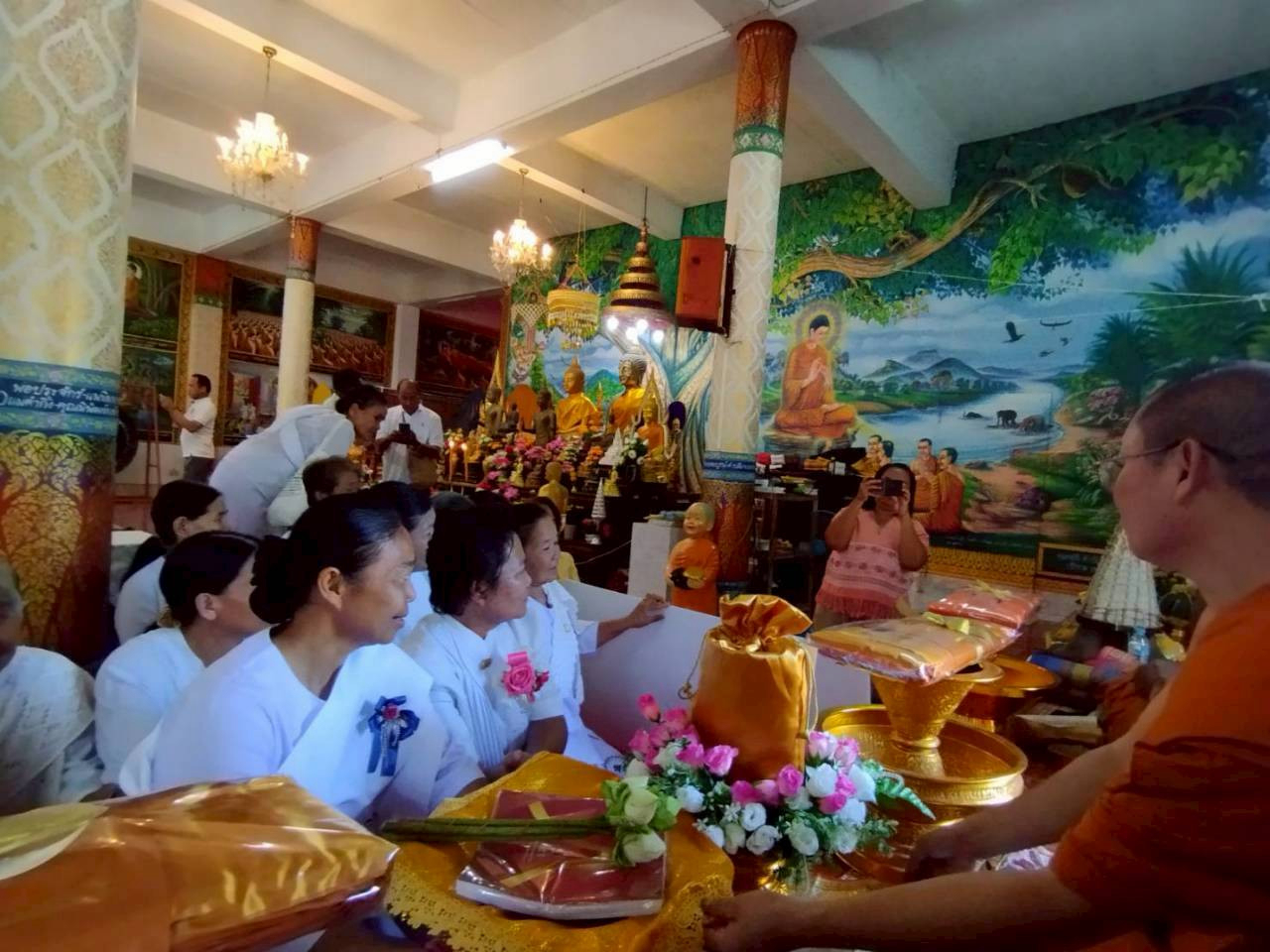 ภาพร่วมพิธีกรรมวัดพุทธไชยาราม