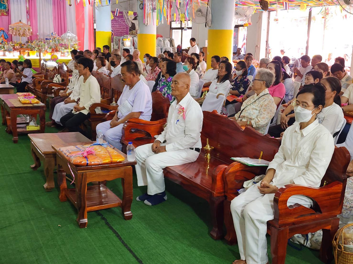 ภาพร่วมพิธีกรรมวัดหนองปล้อง