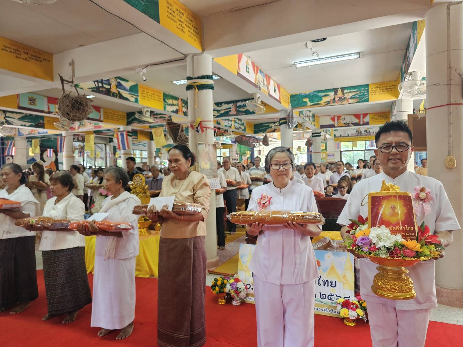 ภาพร่วมพิธีกรรมวัดดาวเรือง