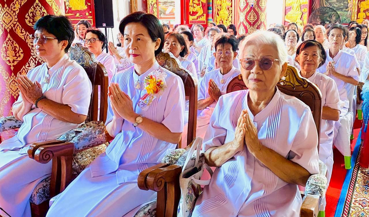 ภาพร่วมพิธีกรรมวัดน้ำบ่อ