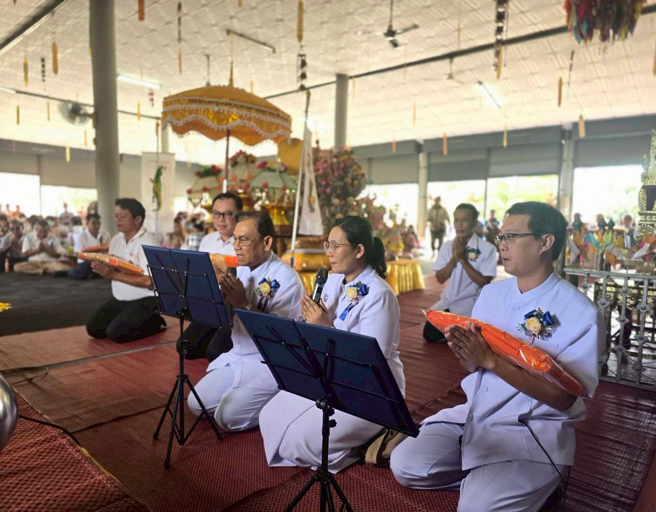 ภาพกล่าวคำถวายกฐินวัดวังไคร้