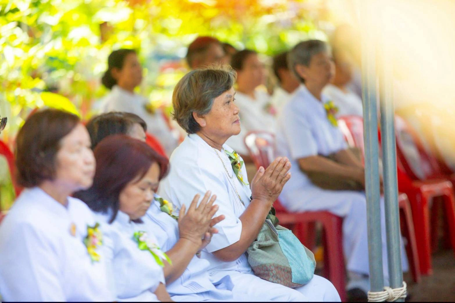 ภาพร่วมพิธีกรรมธุดงคสถานวังทรายพูน