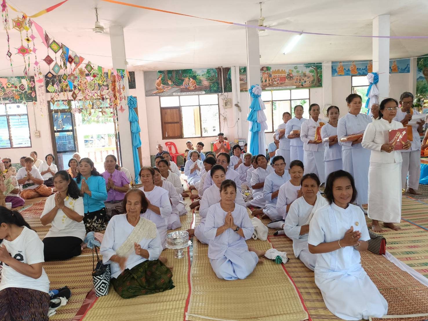 ภาพร่วมพิธีกรรมวัดโนนสวรรค์