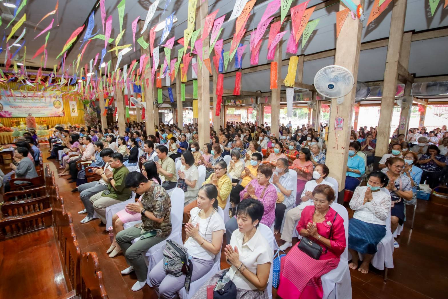 ภาพร่วมพิธีกรรมวัดศรีรัตนาราม(จงนาง)