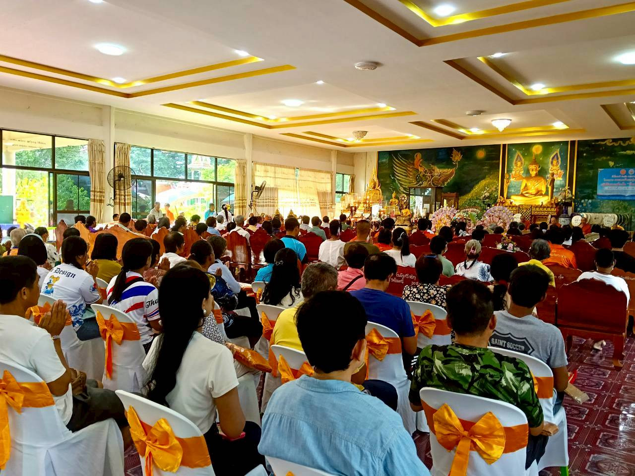 ภาพร่วมพิธีกรรมวัดโฉมศรี