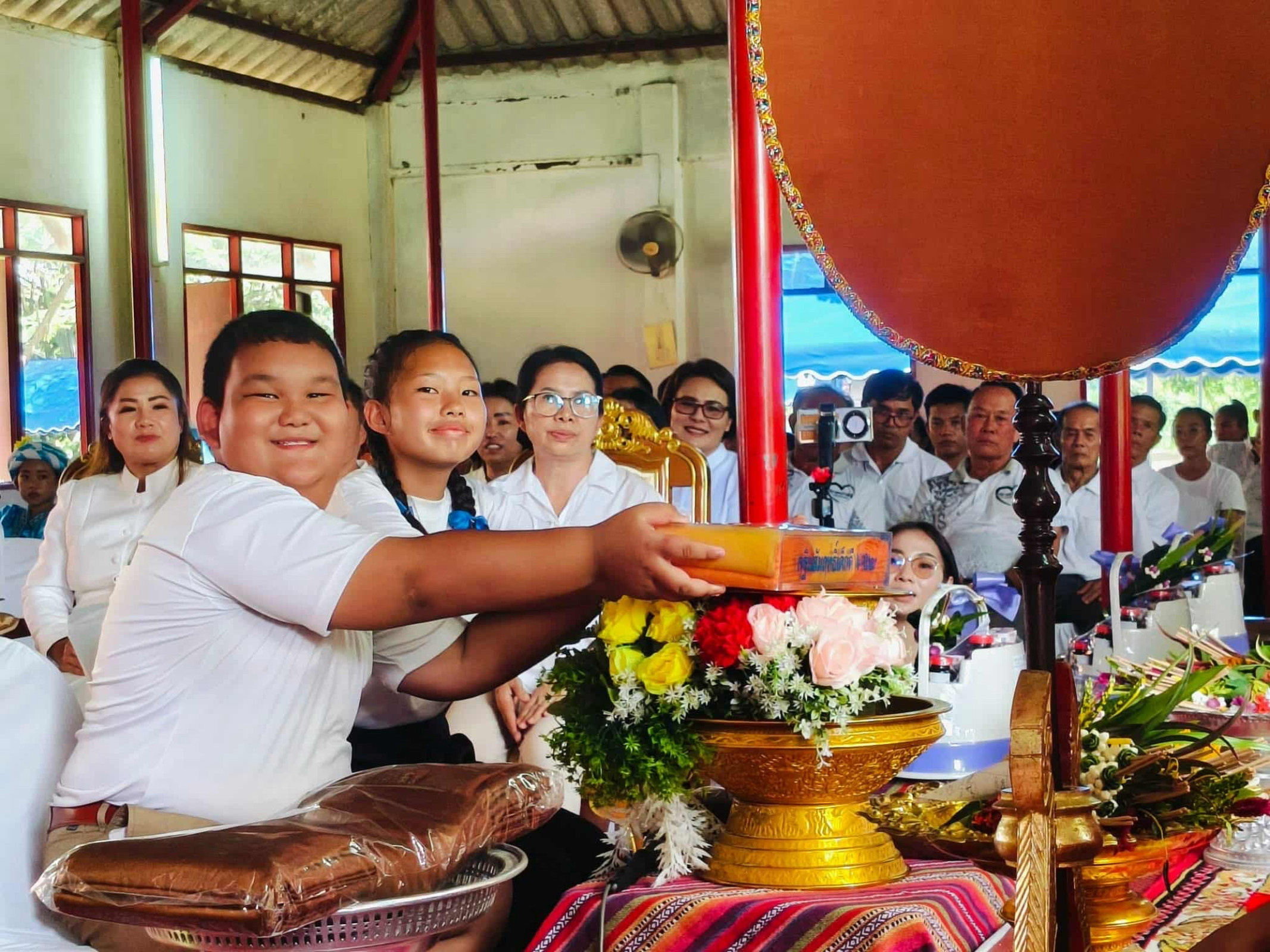 ภาพร่วมพิธีกรรมวัดหนองโจง