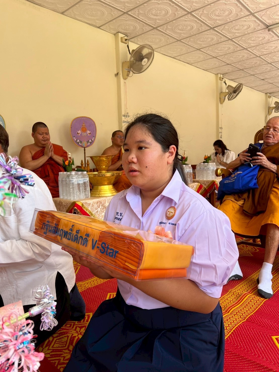 ภาพกล่าวคำถวายกฐินสำนักสงฆ์แม่เมย