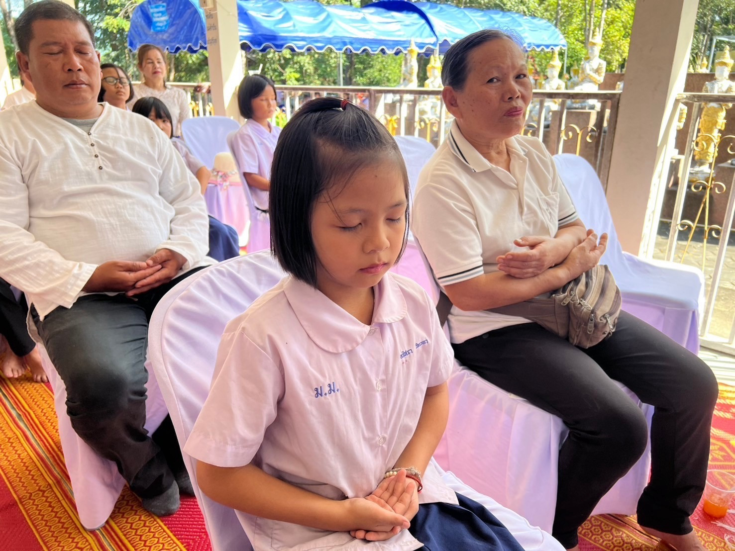 ภาพร่วมพิธีกรรมสำนักสงฆ์แม่เมย