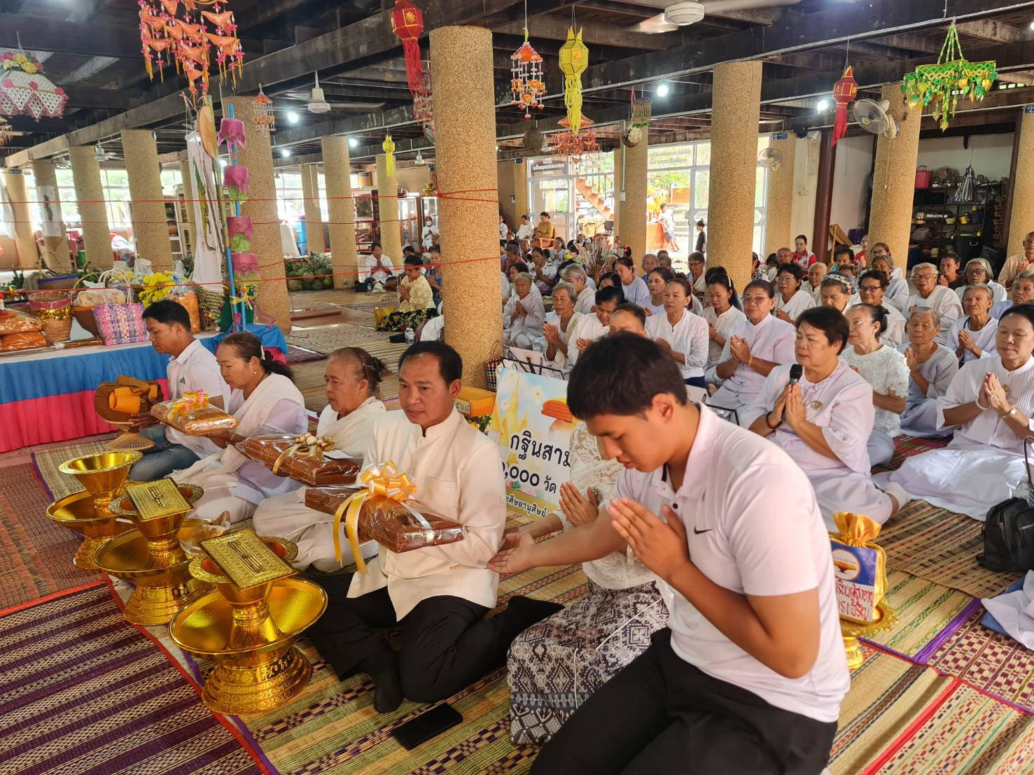ภาพร่วมพิธีกรรมวัดโคกอุดม