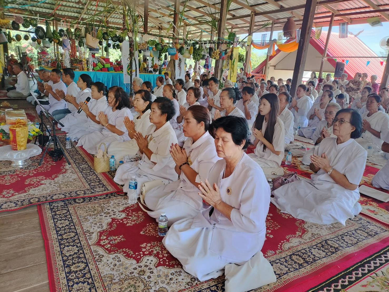 ภาพร่วมพิธีกรรมวัดสว่างศรีสุธรรม