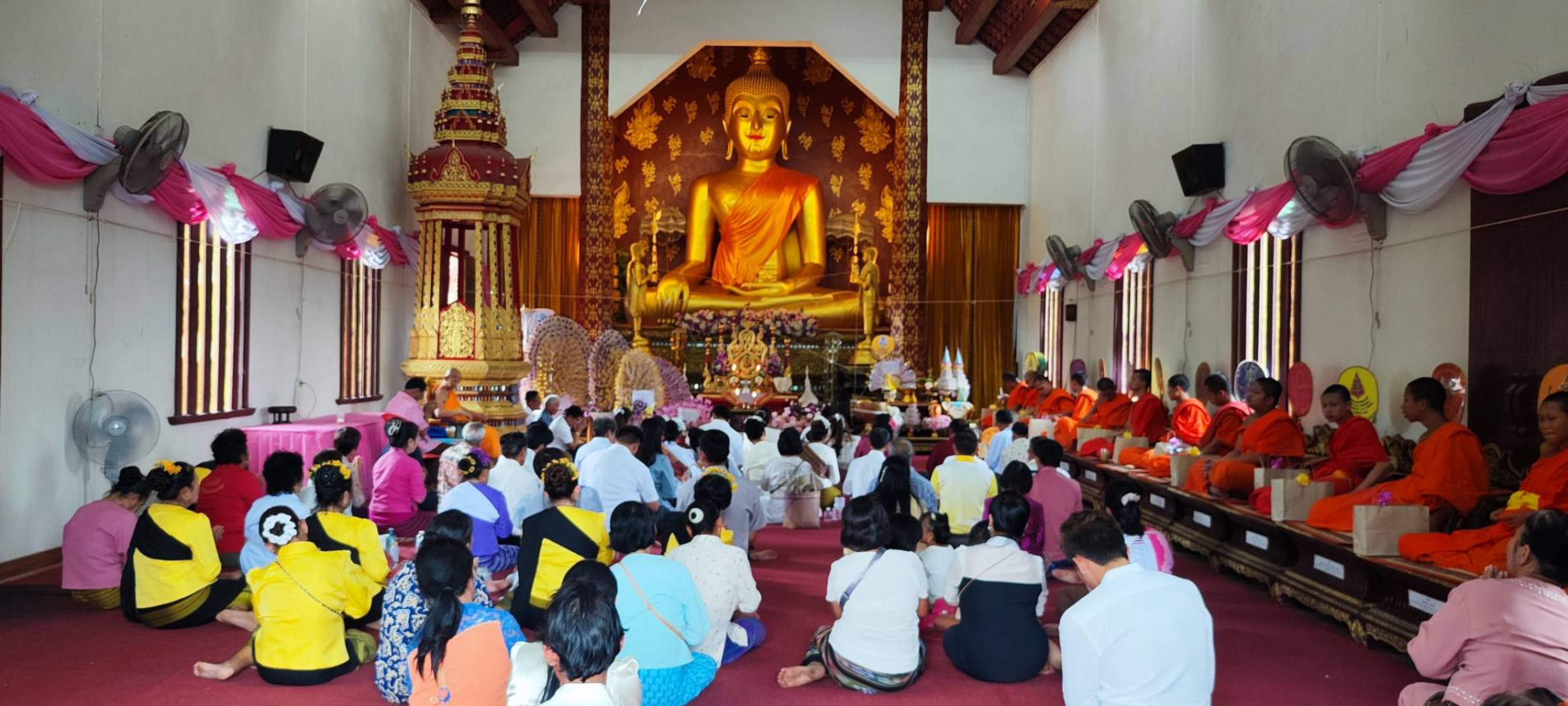 ภาพร่วมพิธีกรรมวัดสุคันธวารี