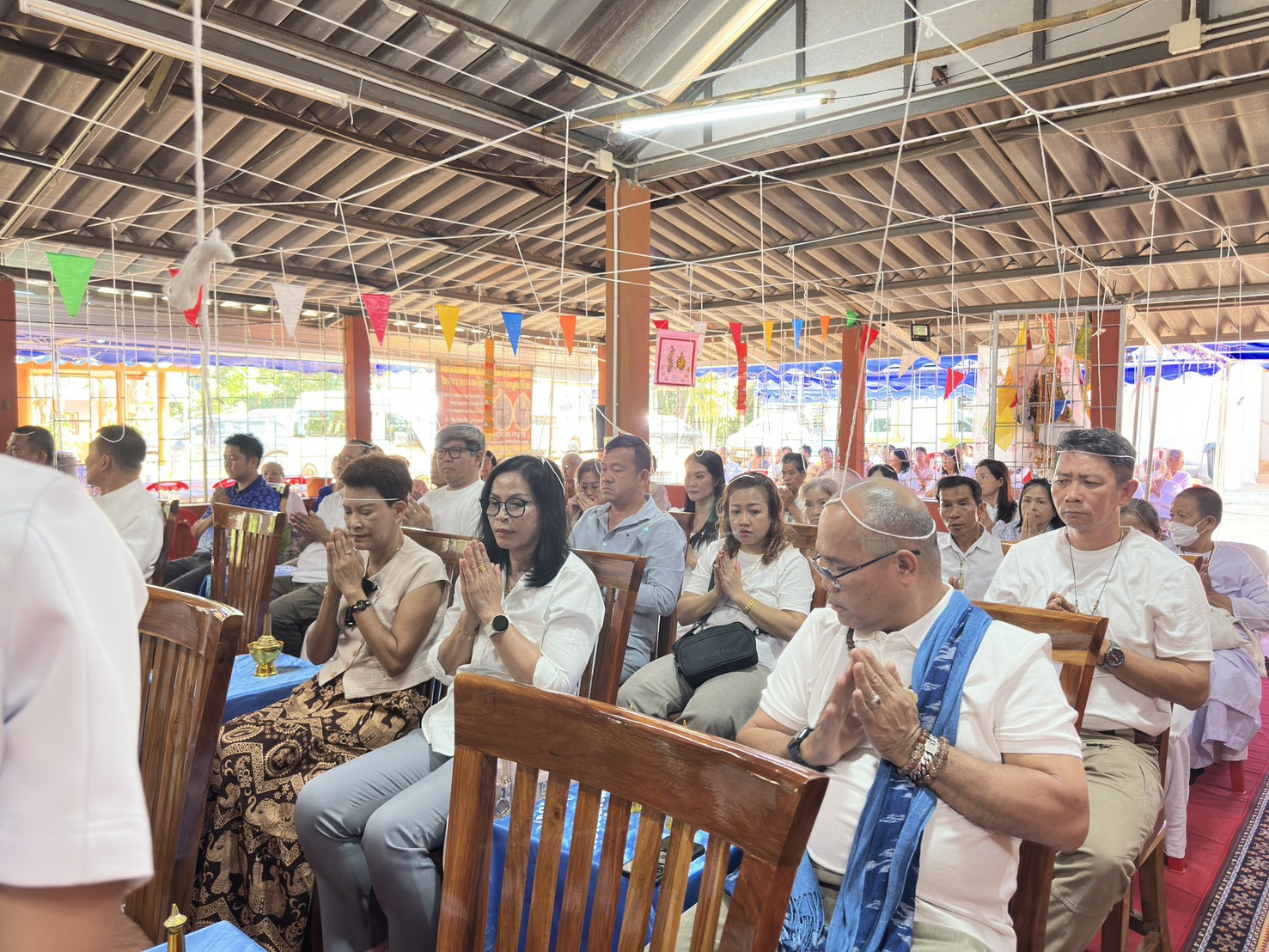 ภาพร่วมพิธีกรรมวัดพระธาตุศรีมหาโพธิ์ตโปทาราม(พระธาตุม่อนปิ่น)