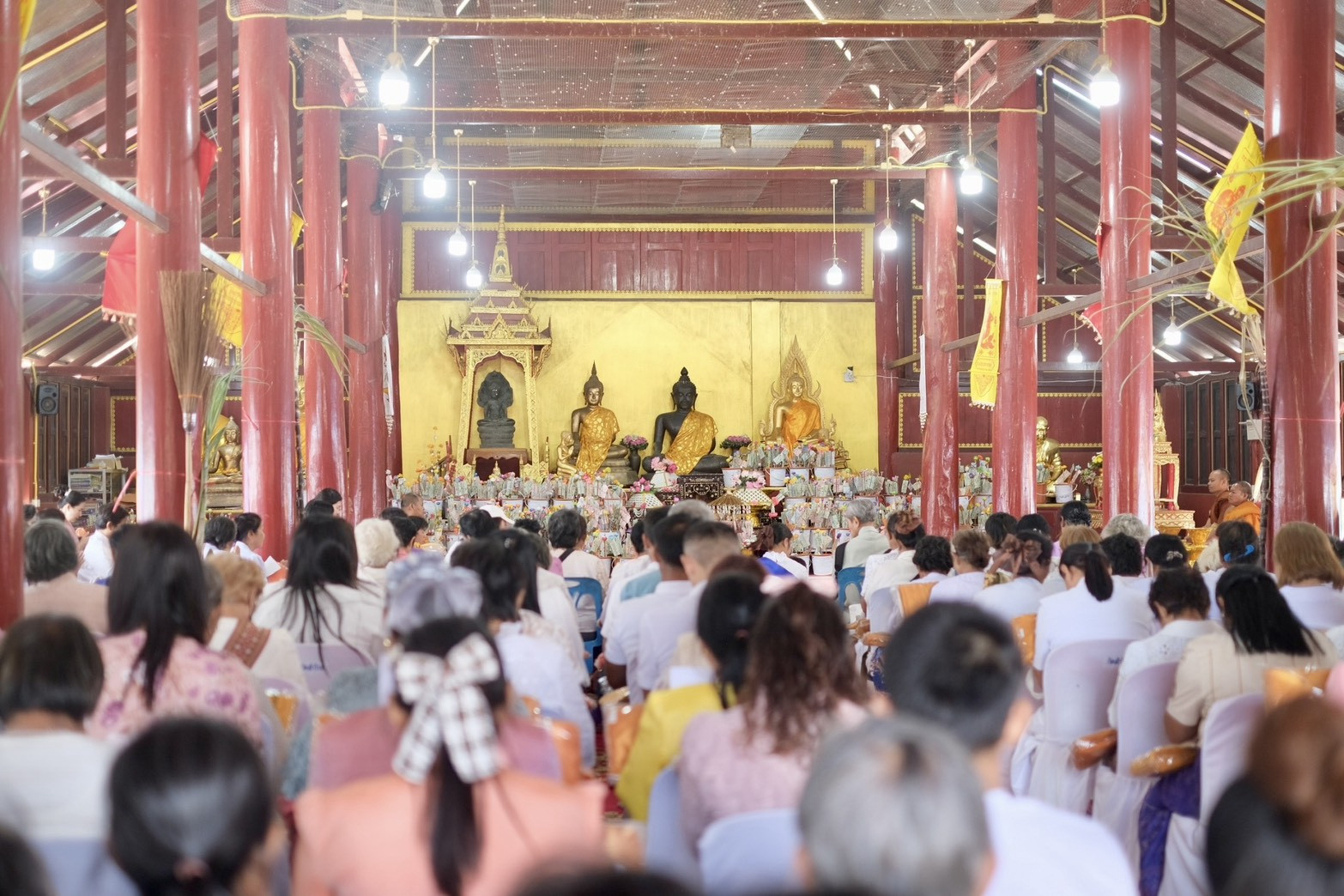 ภาพร่วมพิธีกรรมวัดสำโรง