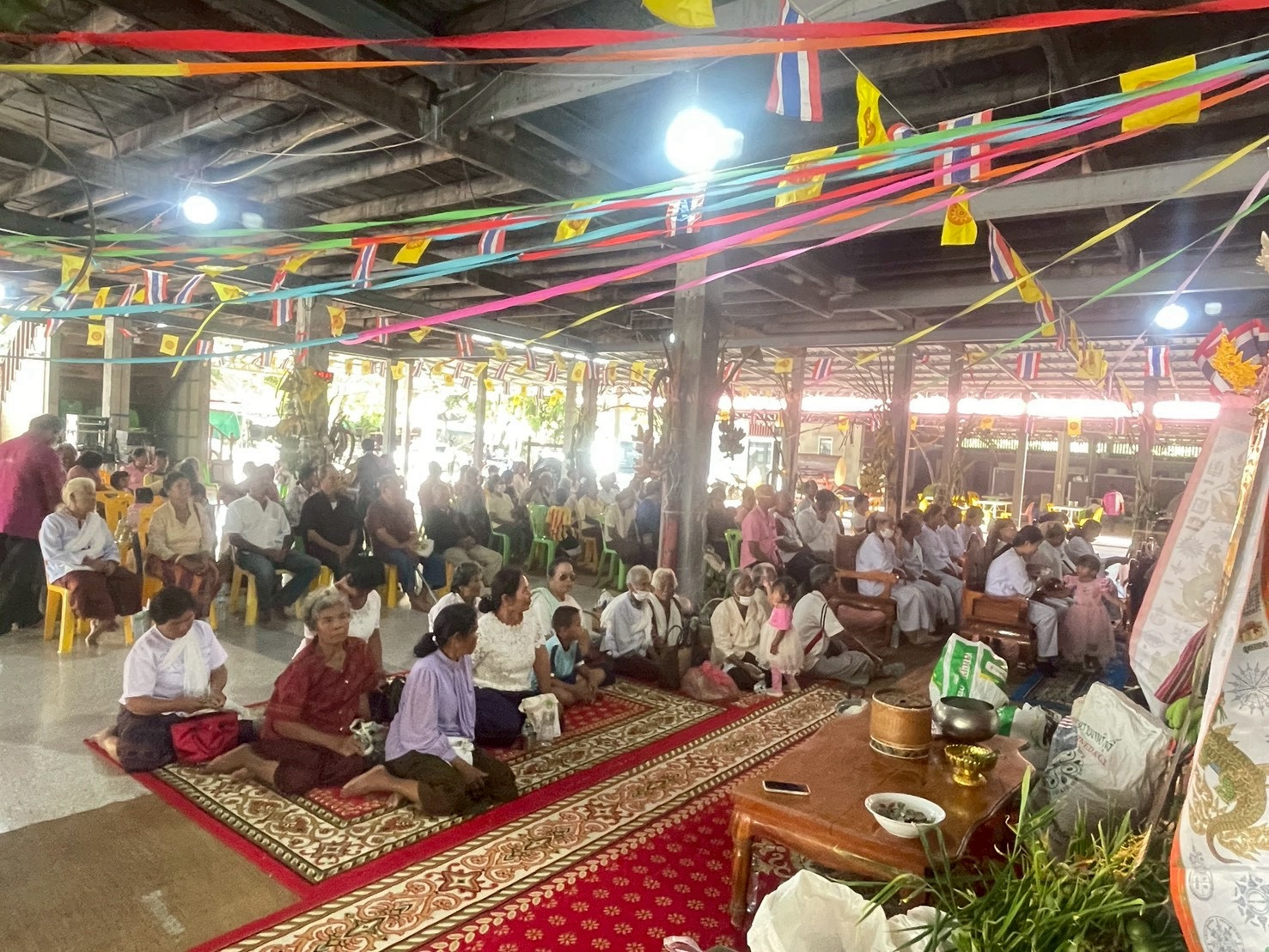 ภาพร่วมพิธีกรรมวัดหนองจอก