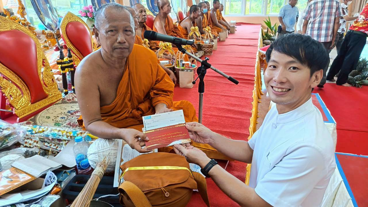 ภาพร่วมพิธีกรรมวัดระเวิงรังสรรค์