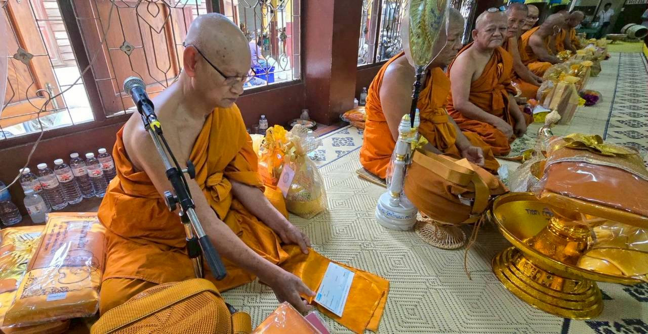 ภาพร่วมพิธีกรรมวัดบ้านนา