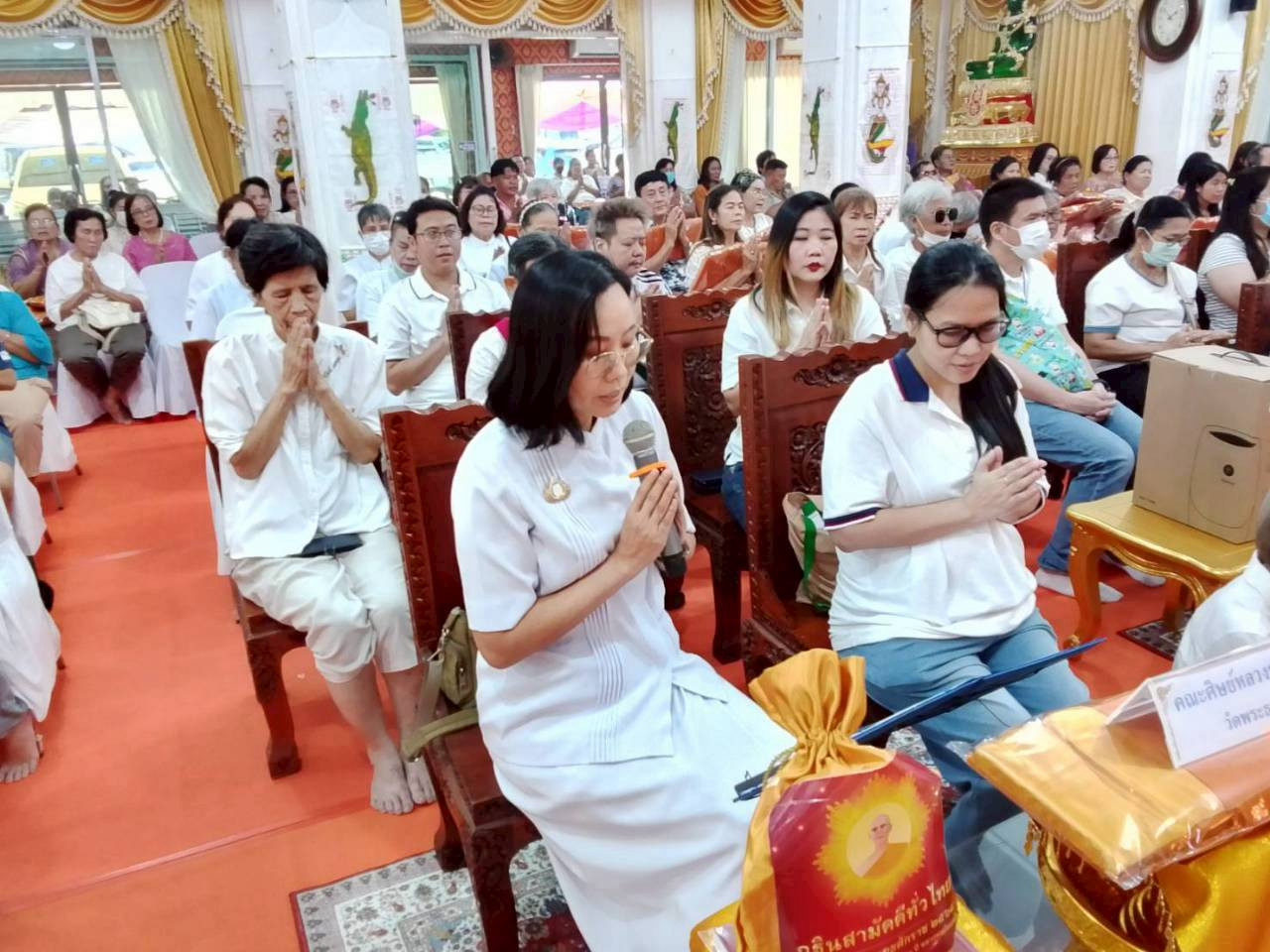 ภาพร่วมพิธีกรรมวัดหน้าพระธาตุ