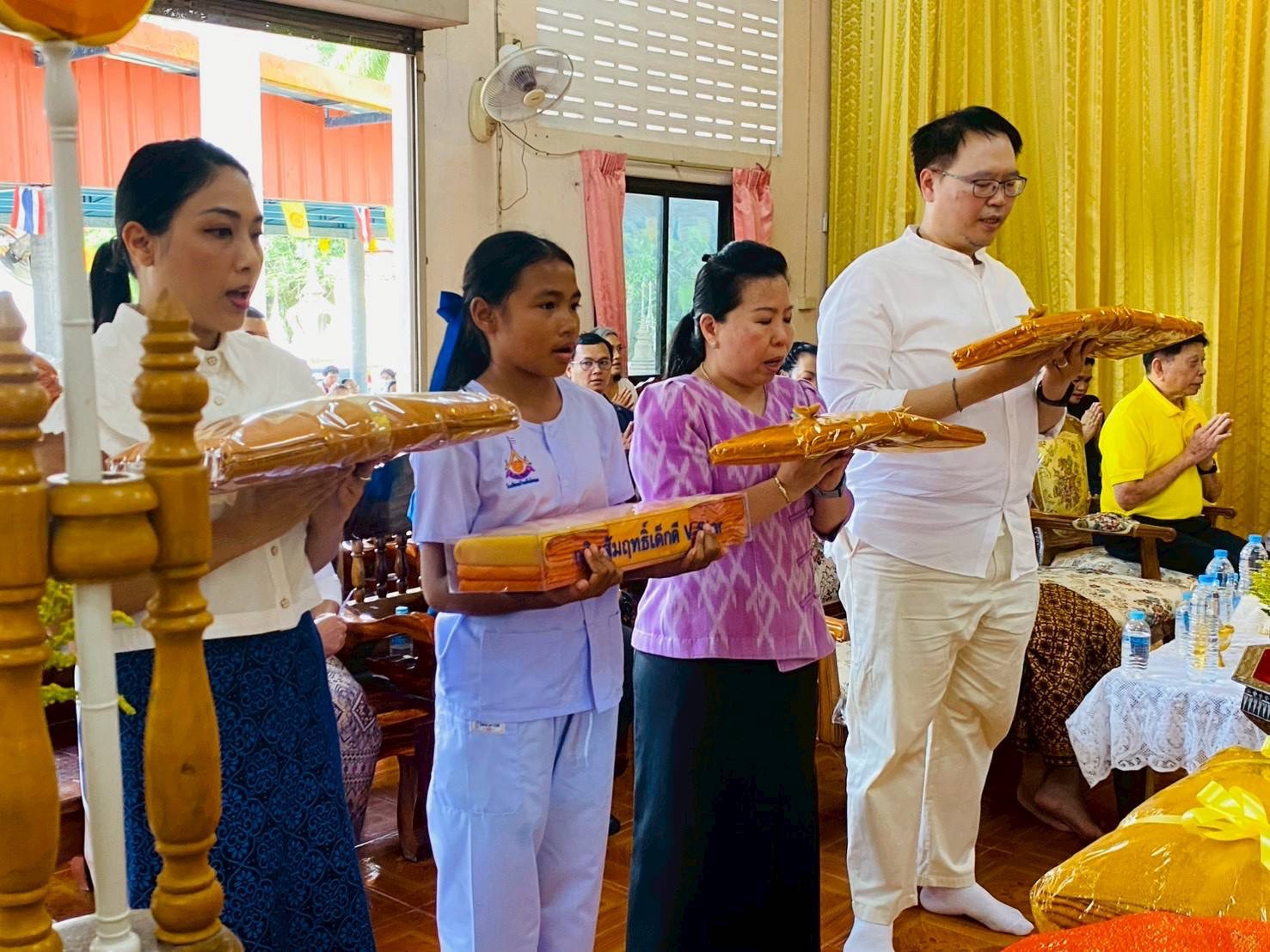 ภาพกล่าวคำถวายกฐินวัดพลานุภาพ