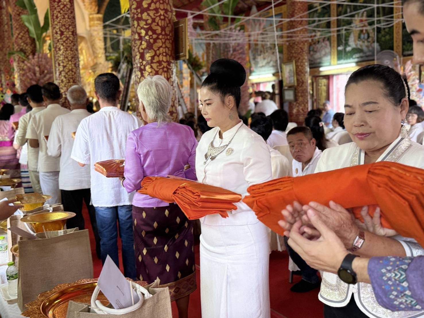 ภาพกล่าวคำถวายกฐินวัดพระยืน