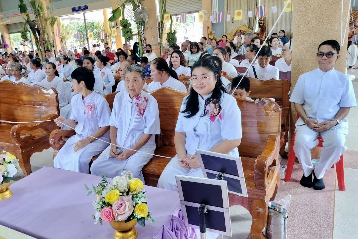 ภาพร่วมพิธีกรรมวัดท่าขึ้น