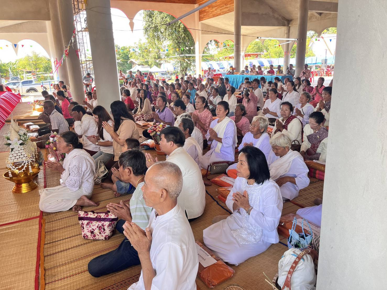 ภาพร่วมพิธีกรรมวัดสำโรง