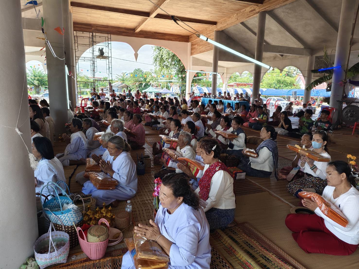 ภาพร่วมพิธีกรรมวัดสำโรง