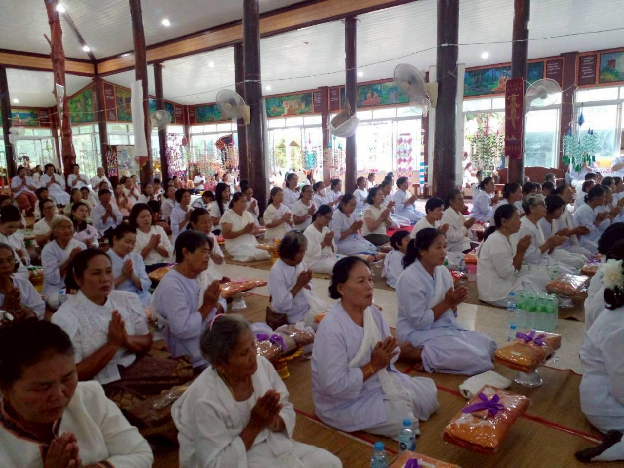 ภาพร่วมพิธีกรรมวัดสุขวนาราม