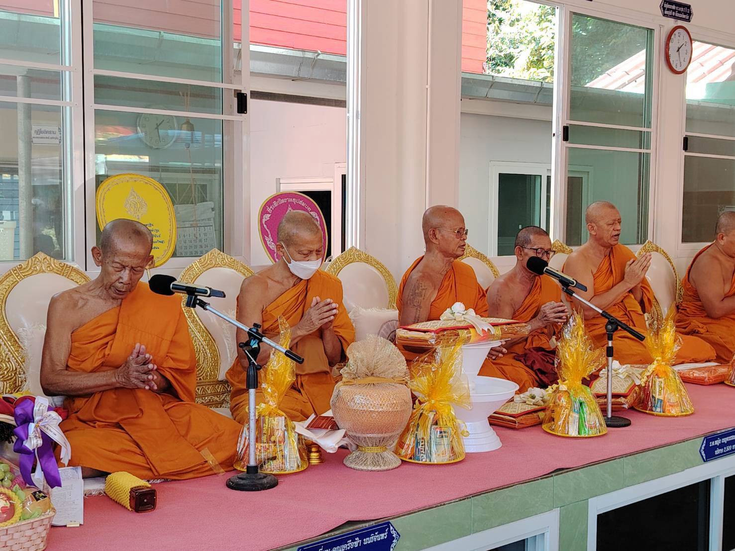 ภาพร่วมพิธีกรรมที่พักสงฆ์สมเด็จองค์ปฐม(เขาควง)