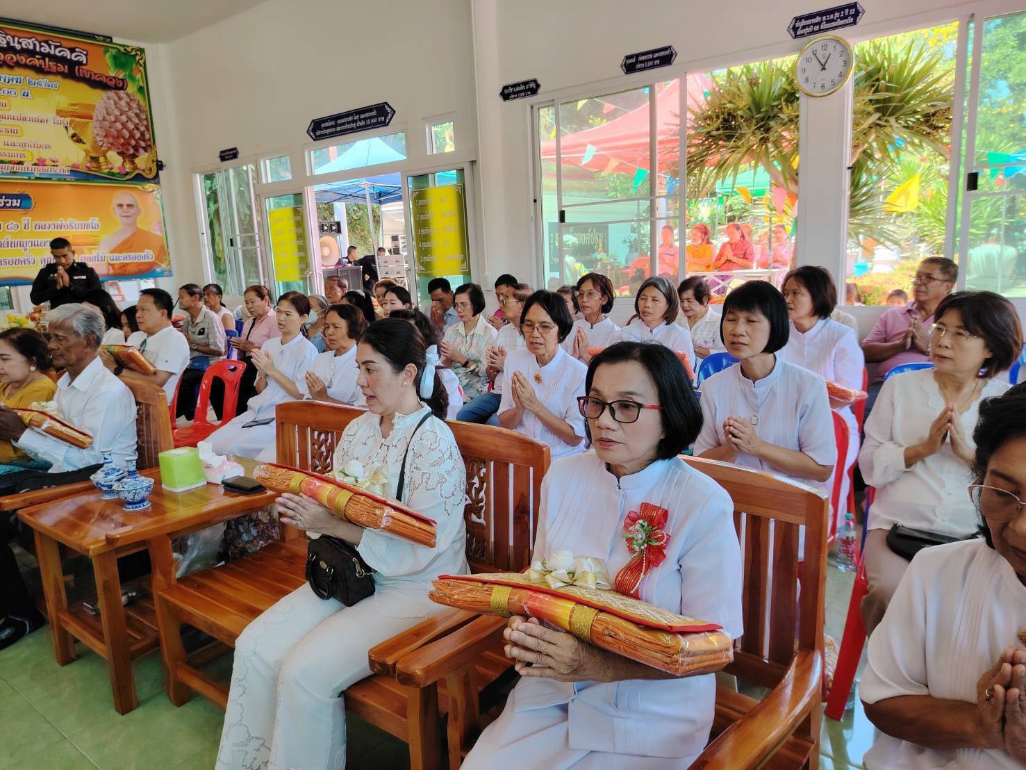 ภาพร่วมพิธีกรรมที่พักสงฆ์สมเด็จองค์ปฐม(เขาควง)