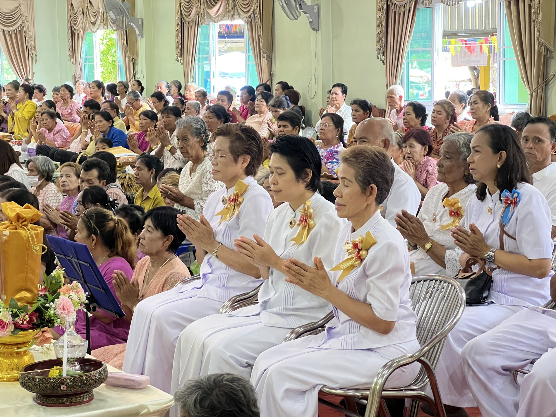 ภาพร่วมพิธีกรรมวัดโพธาราม