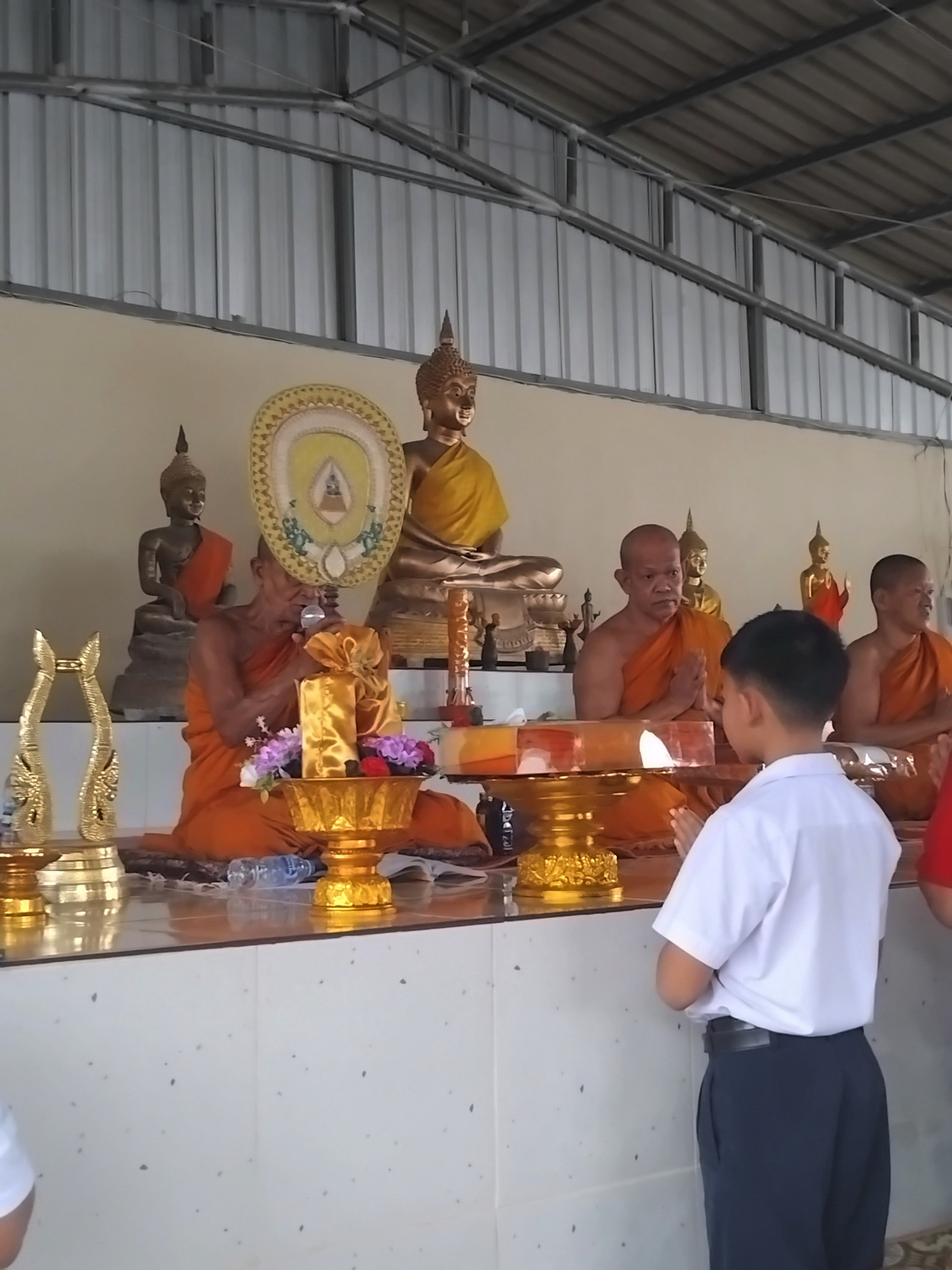 ภาพร่วมพิธีกรรมสำนักสงฆ์ขุมทรัพย์