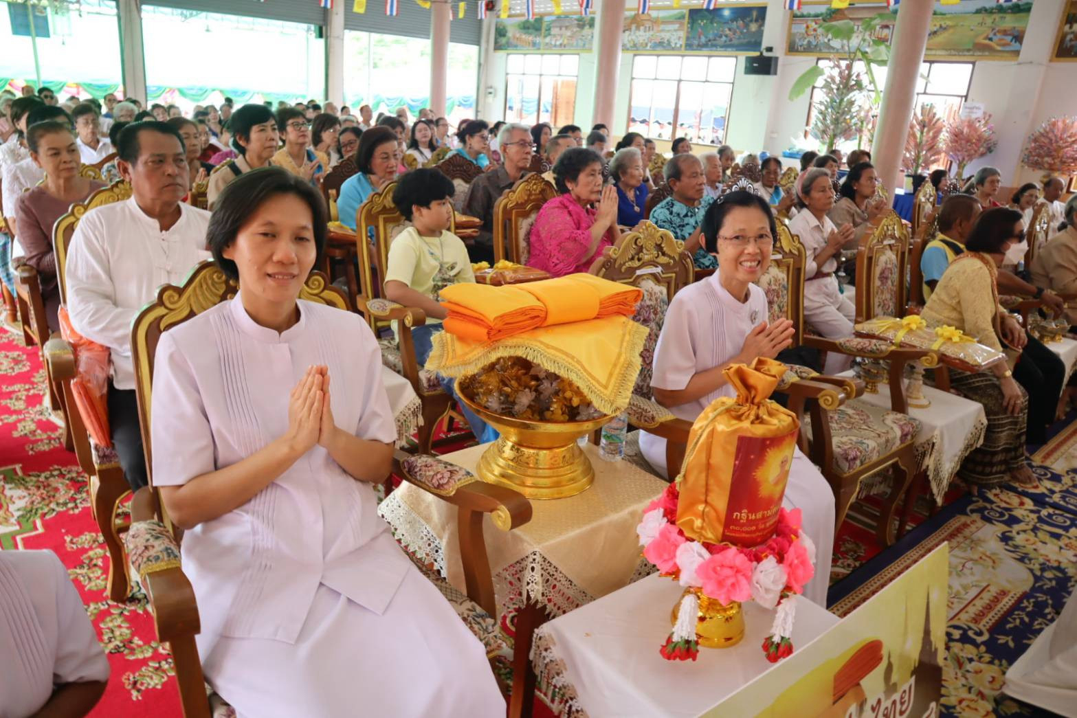 ภาพร่วมพิธีกรรมวัดเด่นชัย