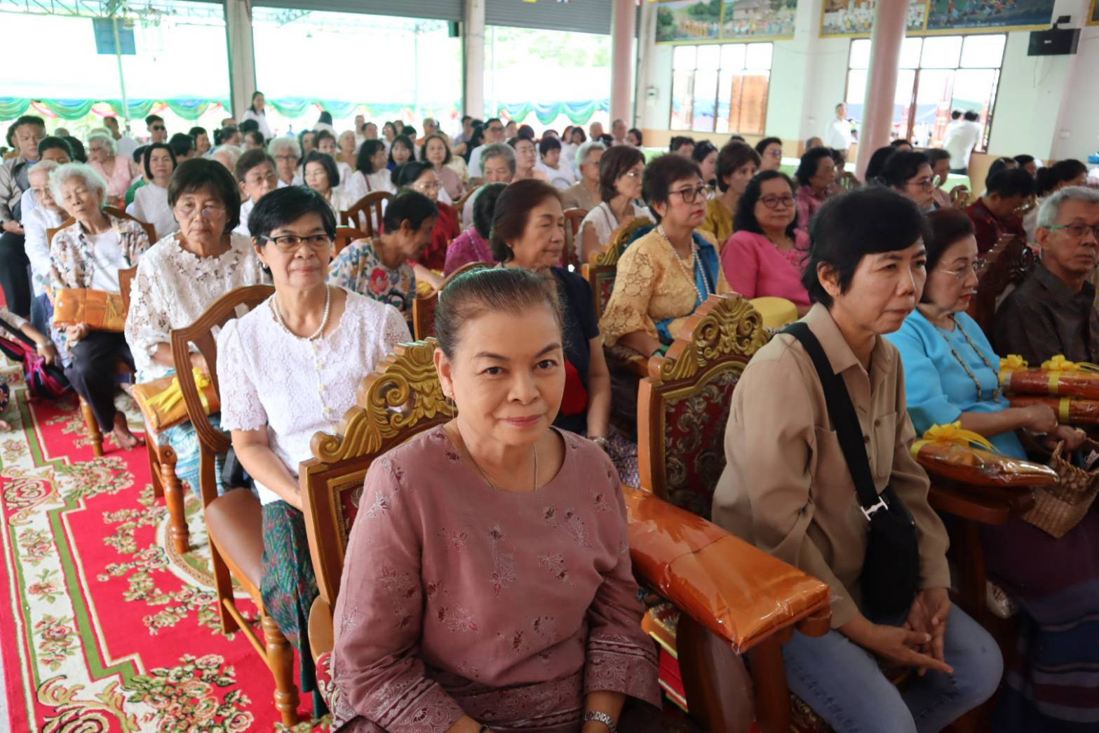 ภาพร่วมพิธีกรรมวัดเด่นชัย