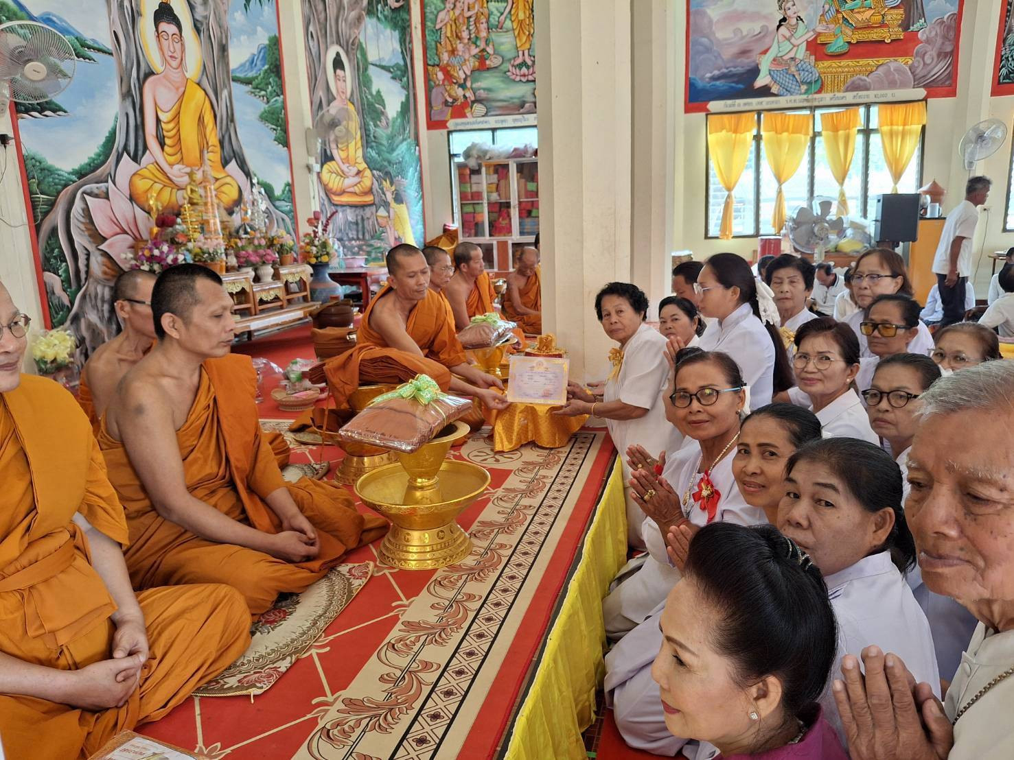 ภาพร่วมพิธีกรรมวัดสว่างลัฏฐิวัน