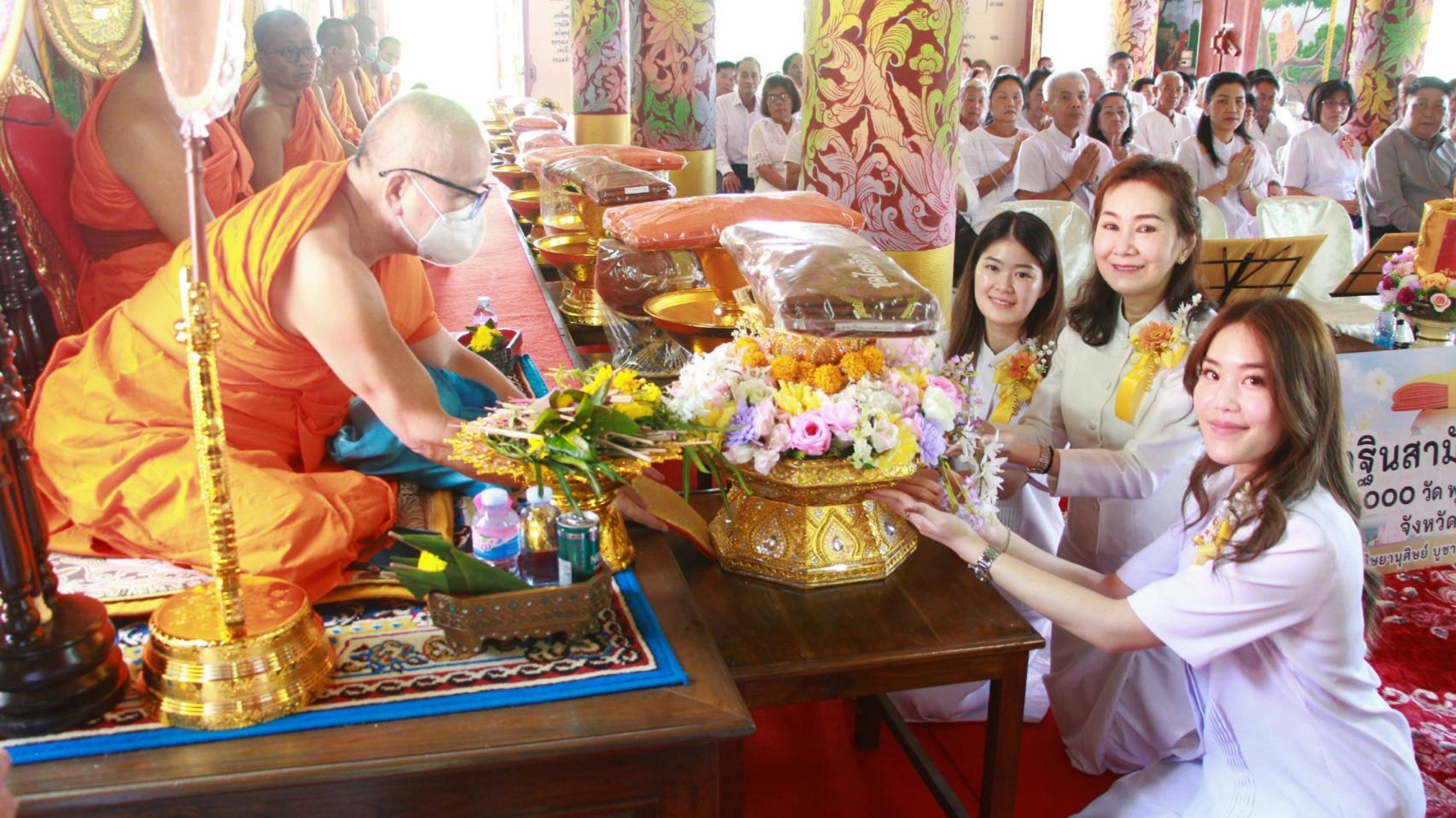 ภาพร่วมพิธีกรรมวัดอินทราราม