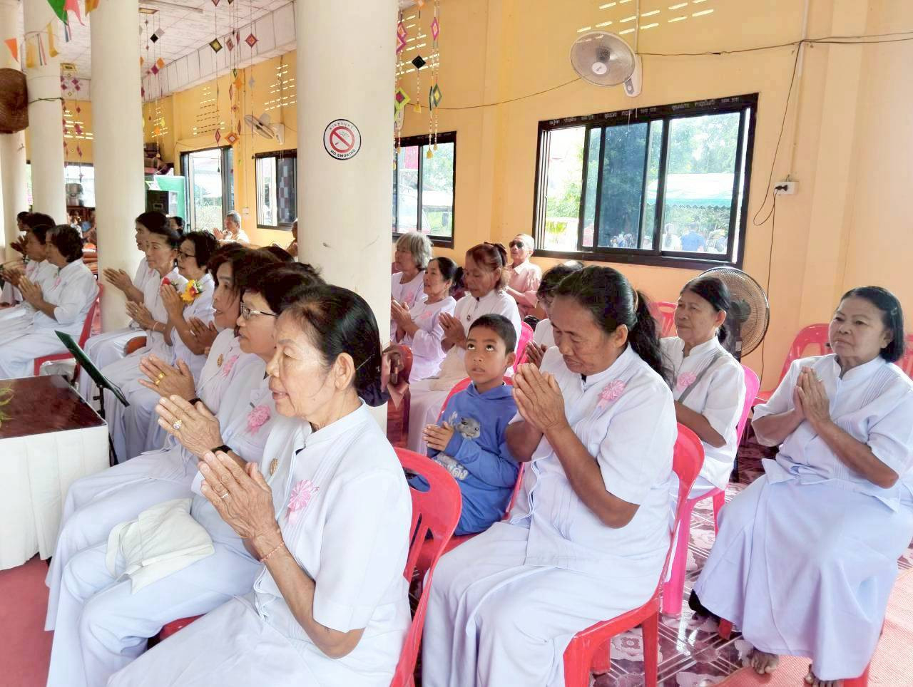 ภาพร่วมพิธีกรรมวัดใหม่พัฒนาหนองโก